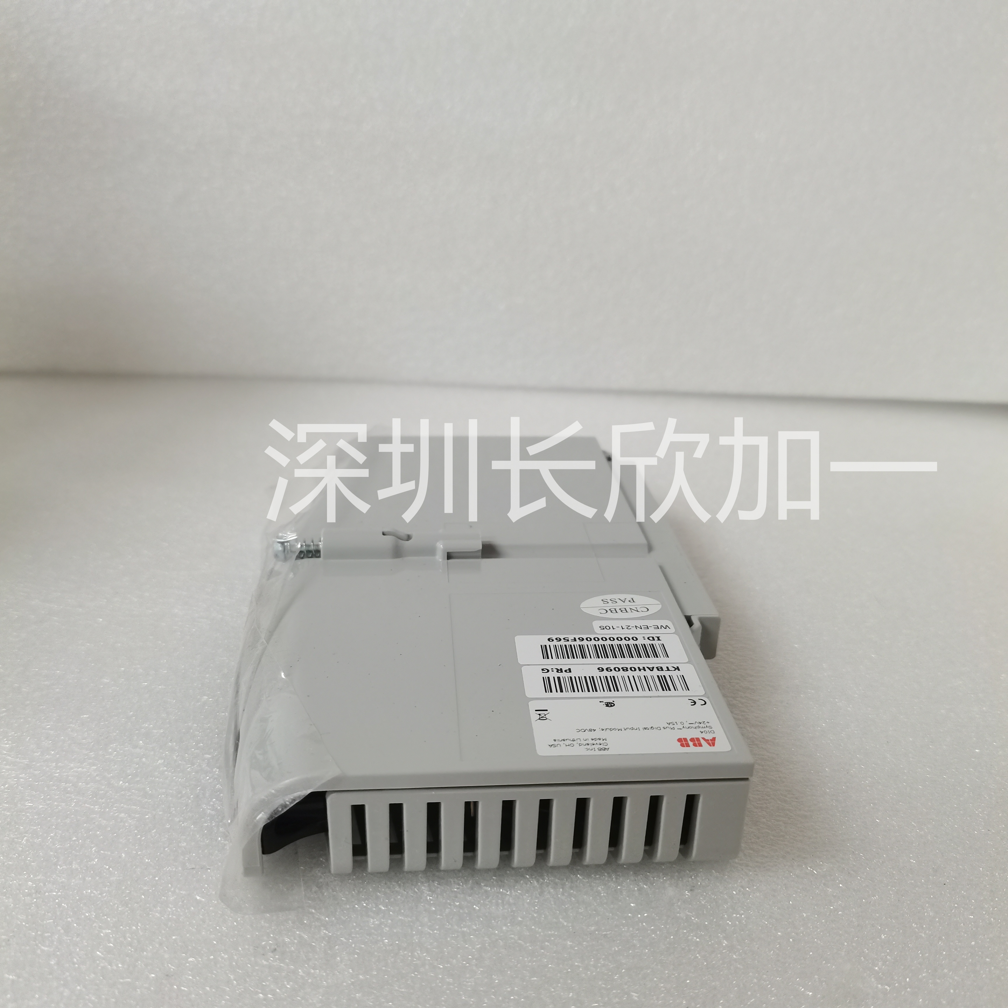 ABB  DI818  3BSE069052R1  32通道24 V直流數(shù)字輸入模塊