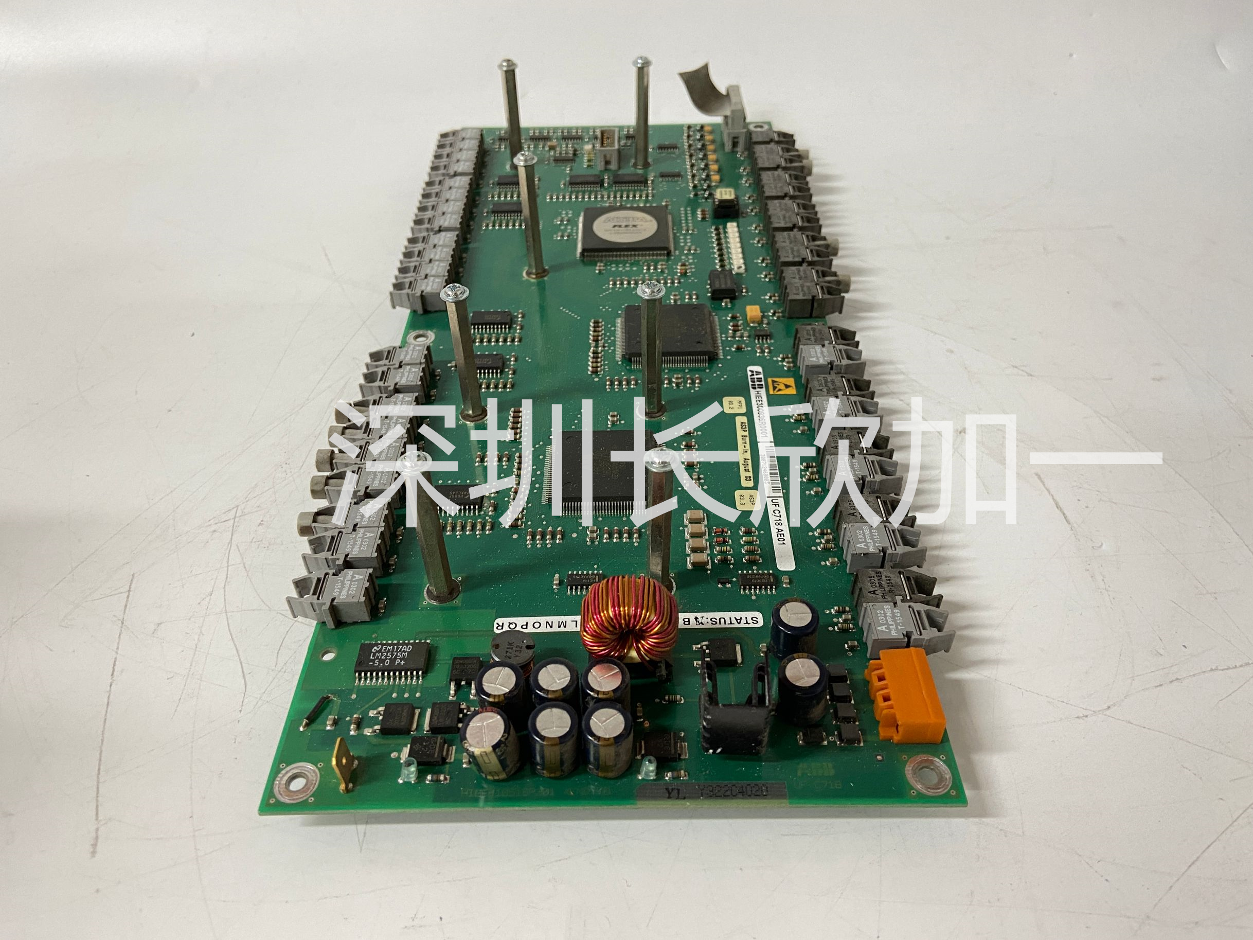 ABB  UFC718AE01 HIEE300936R0001  I/O模塊