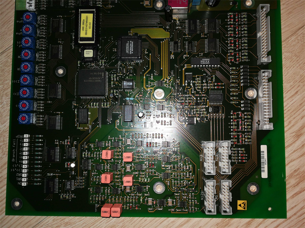 V1 3BHE003855R0001 1.jpg