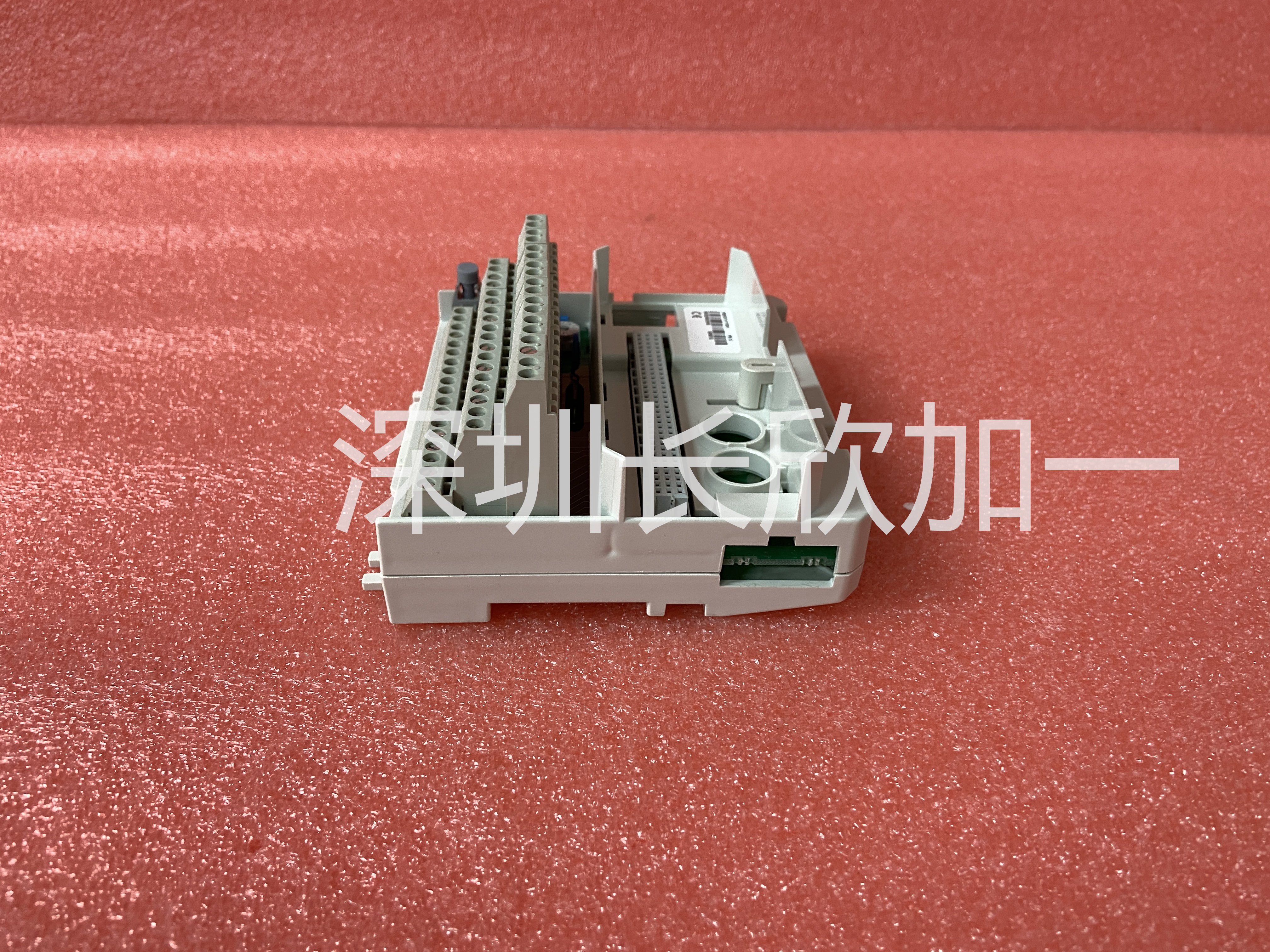 ABB  3BSE013155R1  控制器 模塊 歐美全新進(jìn)口